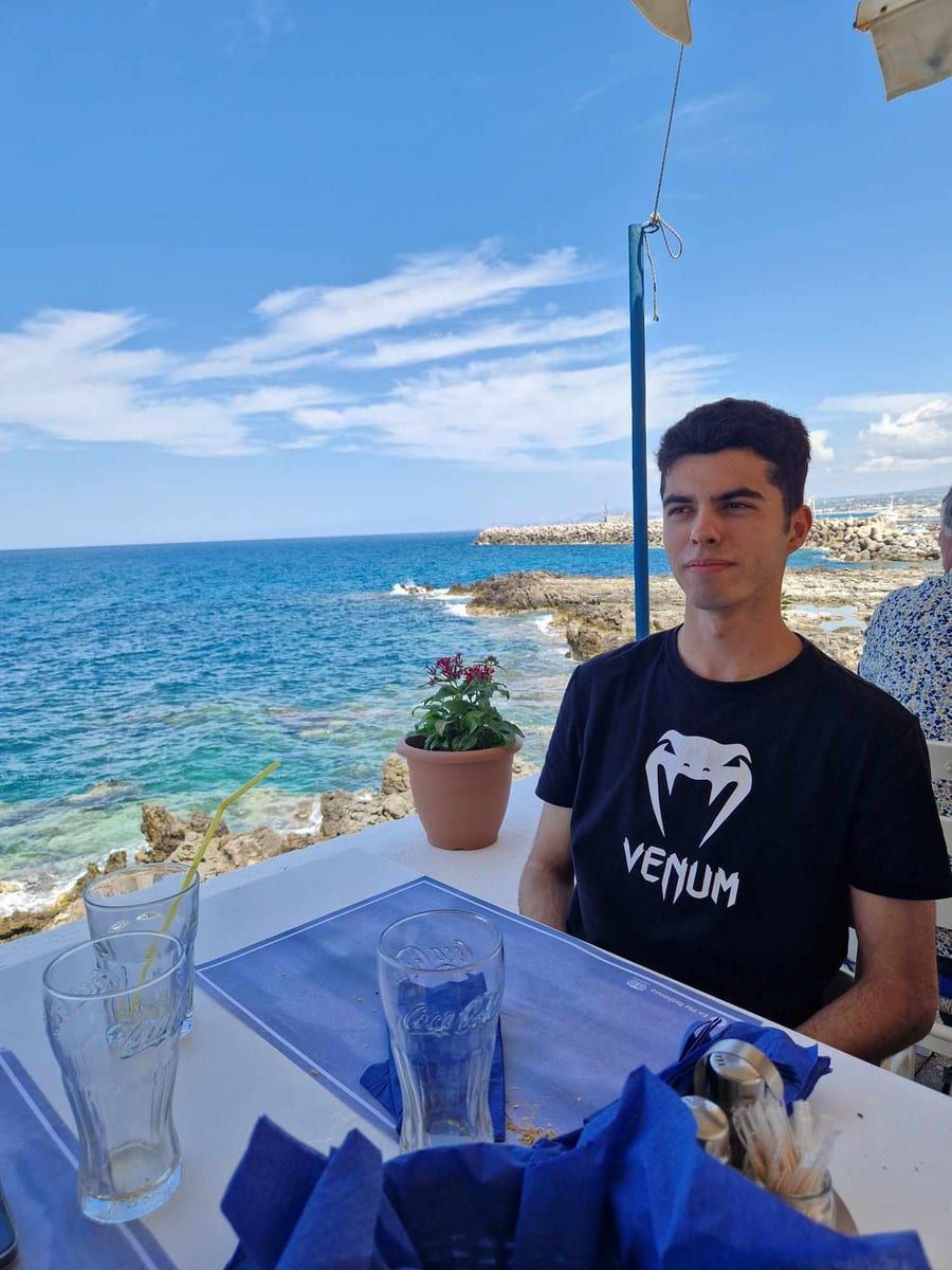 Profil de Inigo, 32 ans, Site gay gratuit à Yvorne (Vaud)