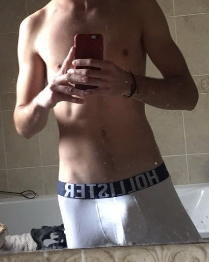 Cruz - Site gay gratuit à Sarnen Profil de Cruz, 22 ans, Site gay gratuit à Sarnen (Obwald)