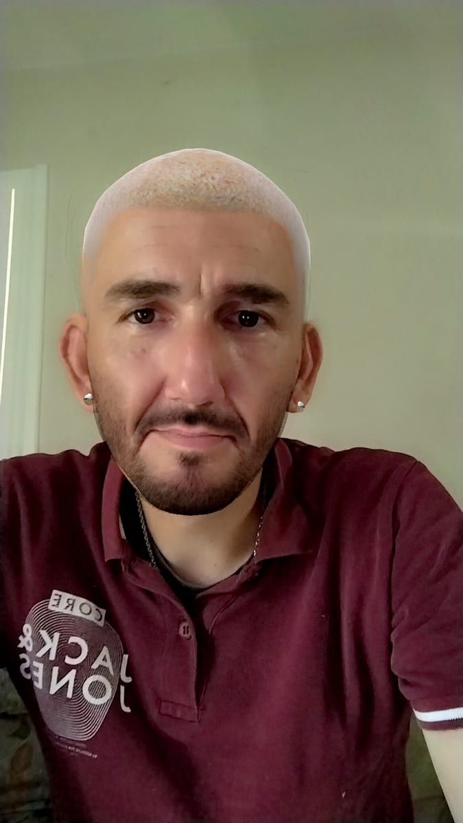 Profil de Paris, 34 ans, Site gay gratuit à Vermes (Jura)