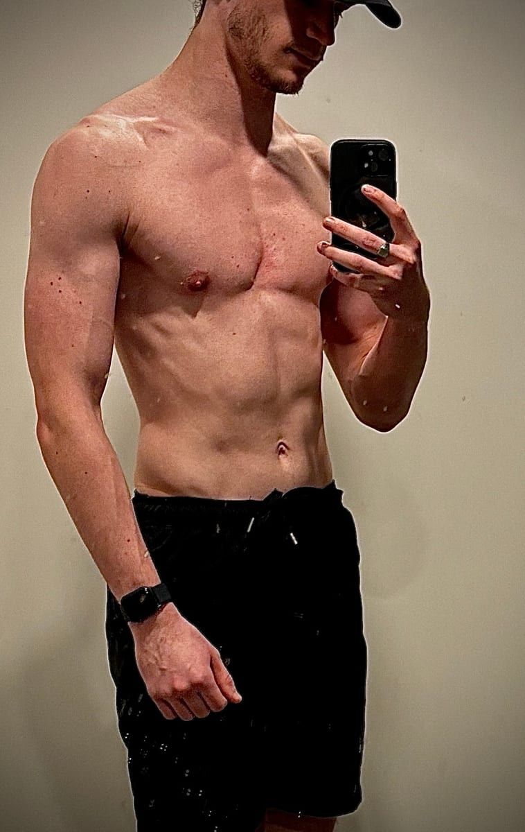 Sultan - Site gay gratuit à Andwil TG Profil de Sultan, 25 ans, Site gay gratuit à Andwil TG (Thurgovie)