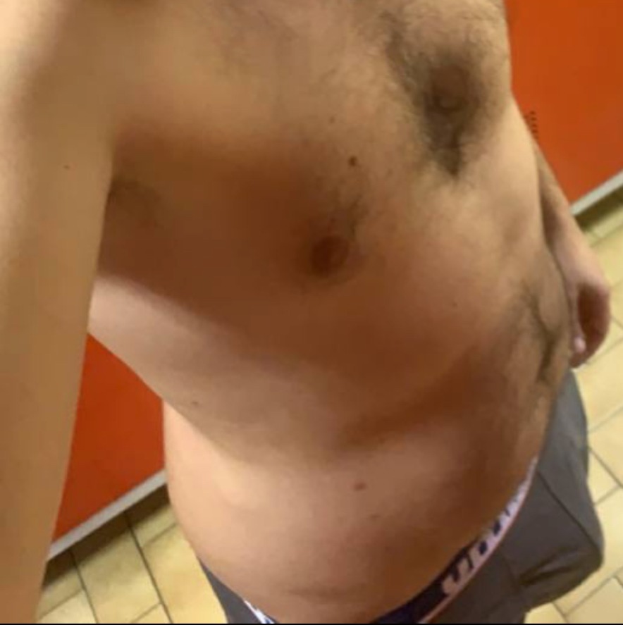 Dyan - Site gay gratuit à Vrin Profil de Dyan, 33 ans, Site gay gratuit à Vrin (Grisons)