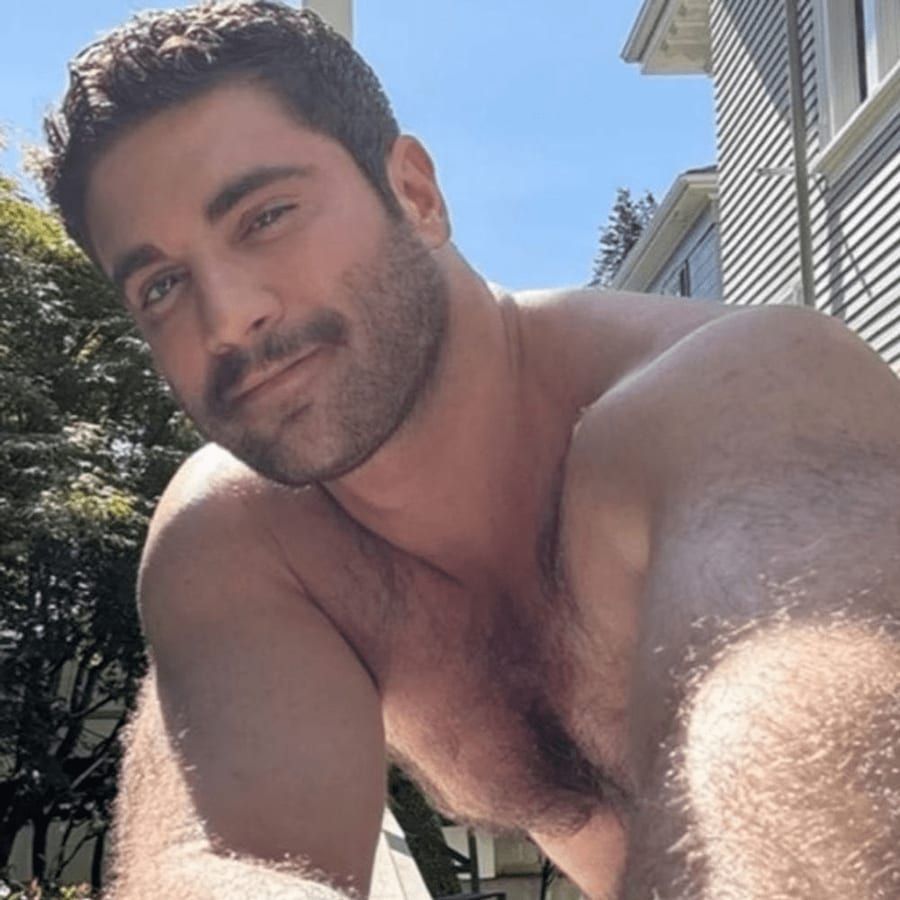 Aswin - Site gay gratuit à Stalden (Sarnen) Profil de Aswin, 44 ans, Site gay gratuit à Stalden (Sarnen) (Obwald)