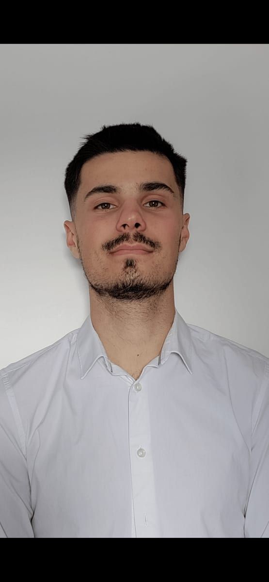 Mounim - Site gay gratuit à Strada Profil de Mounim, 38 ans, Site gay gratuit à Strada (Grisons)