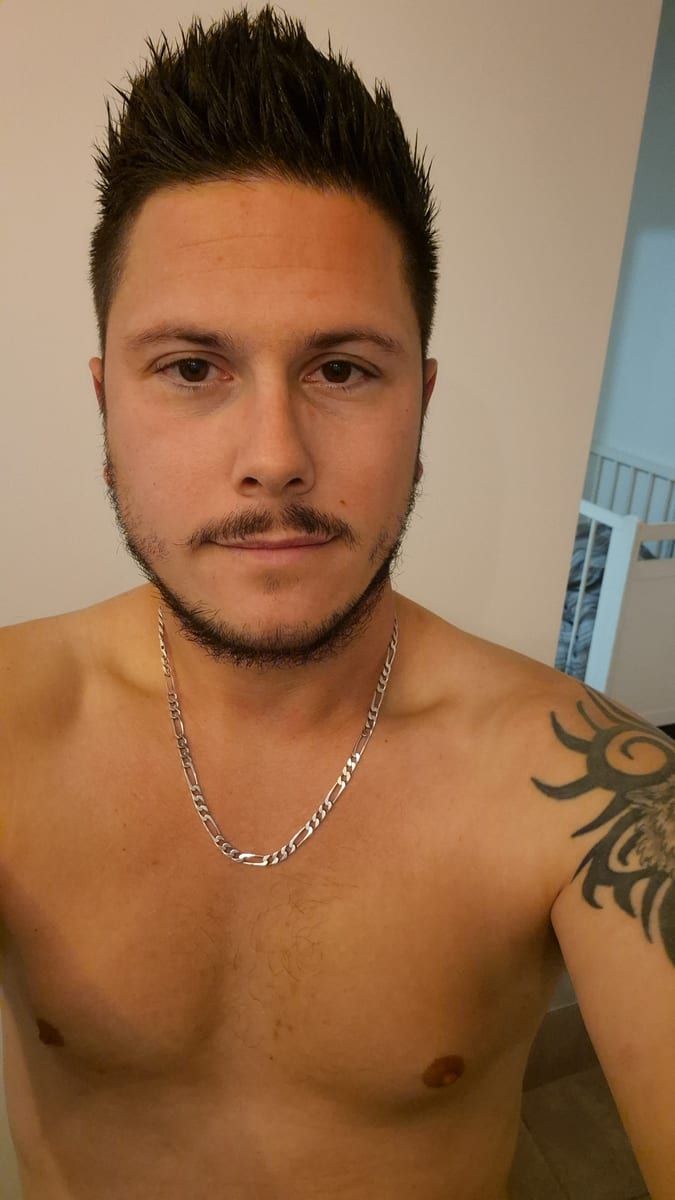Profil de Kayle, 26 ans, Site gay gratuit à Bottmingen (Bâle-Campagne)