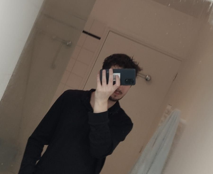 Radhouan - Site gay gratuit à Nuglar Profil de Radhouan, 33 ans, Site gay gratuit à Nuglar (Soleure)